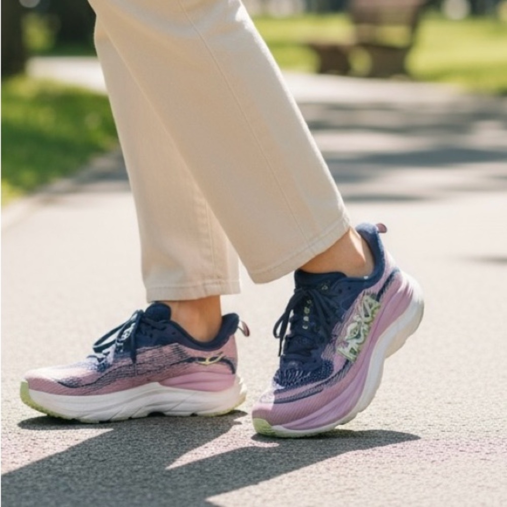 Hoka ONE ONE SKIFLOW Pink and NAVY women’s Running Shoes Size 8B